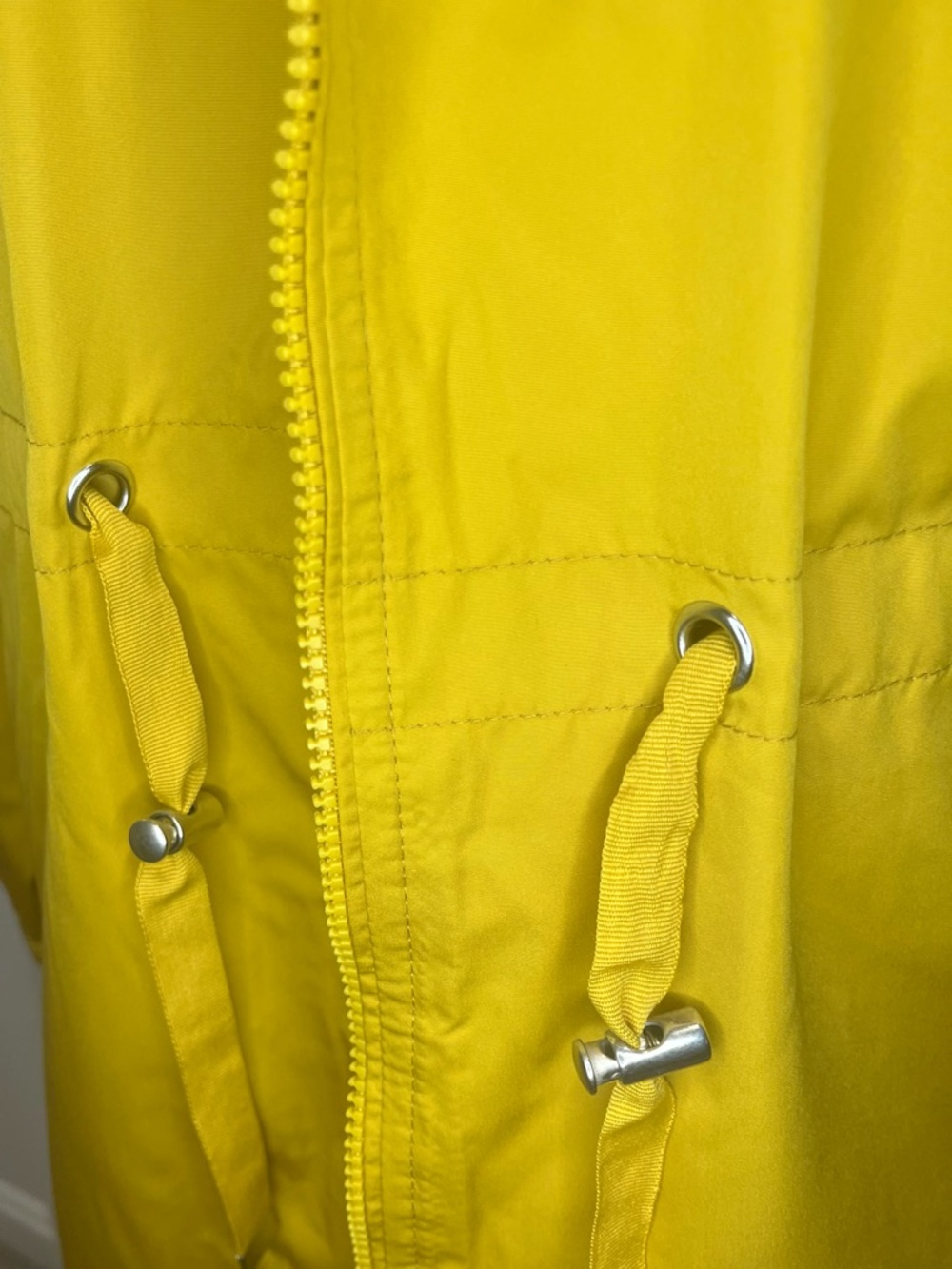 Women’s Mustard Yellow Hooded Rain Jacket -Lightweight Size Large - Picture 2 of 11